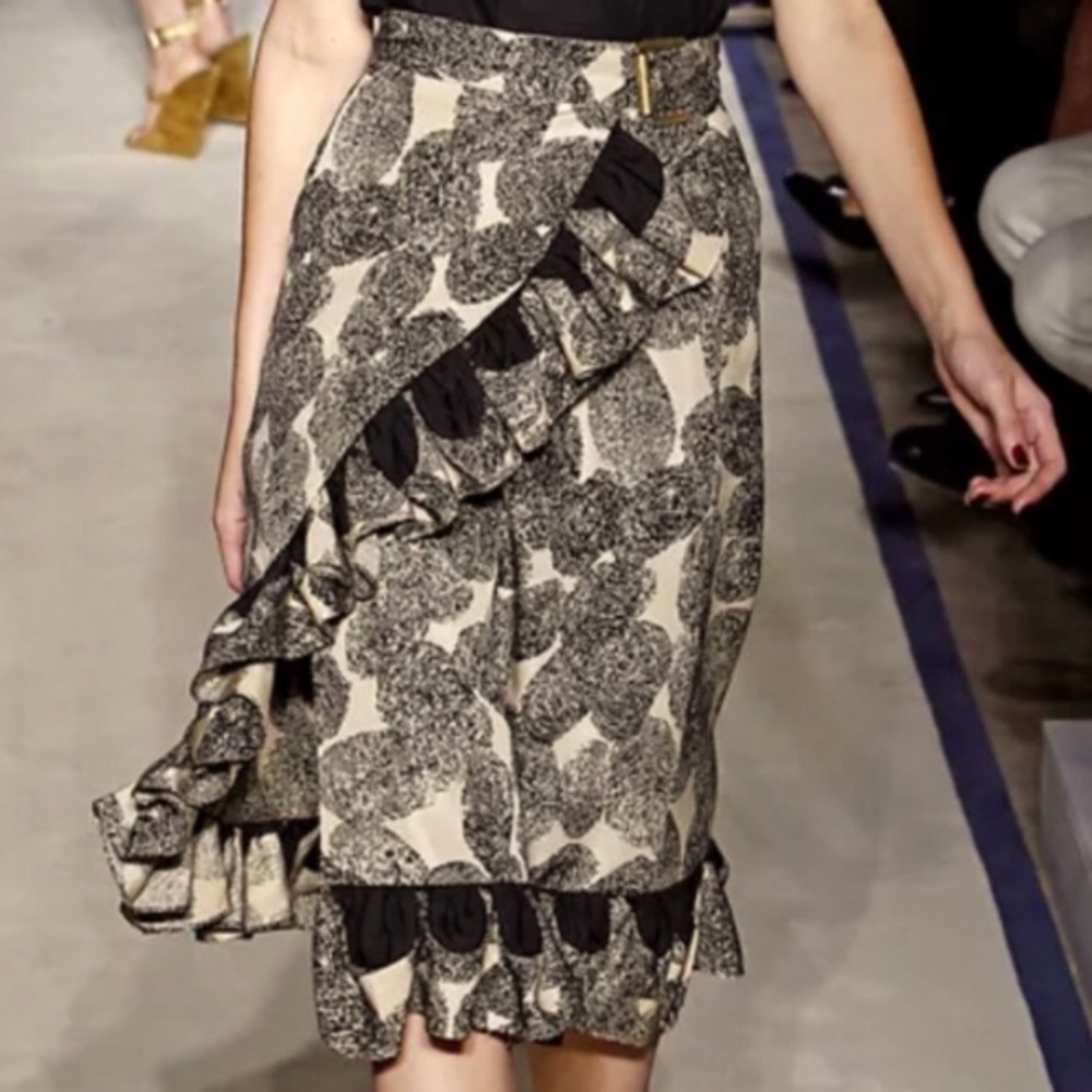 SOLD❣️Reserved for O./YSL Skirt•Spring 2011 Runway - Picture 3 of 13